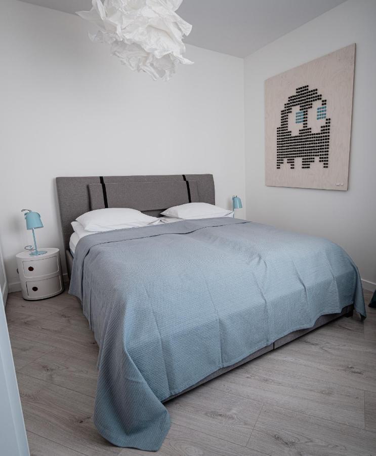Homewell Apartments Game And Movie Poznan Exterior foto